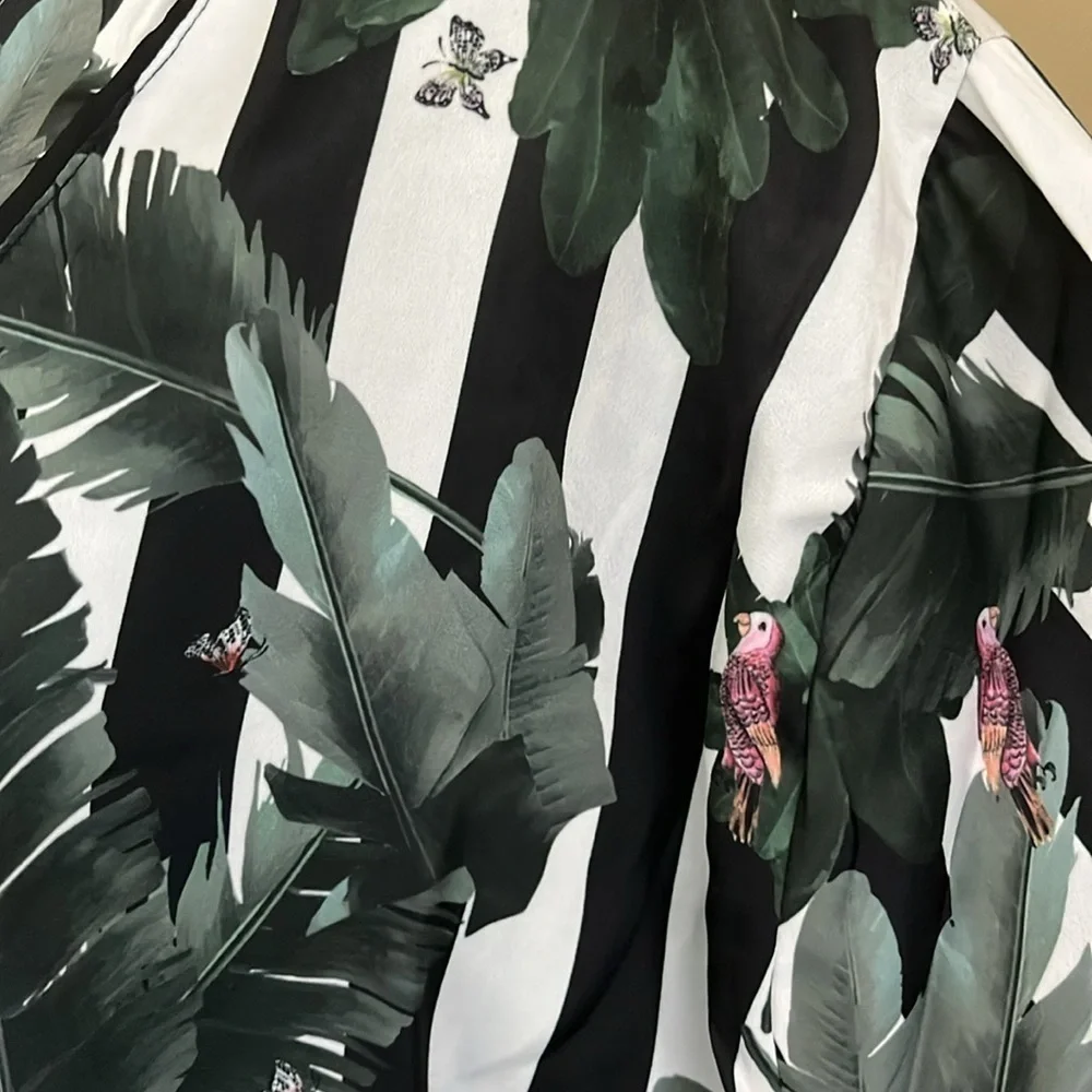 🆕 Plush Revolve Robe Women’s Black White Stripe Jungle Print Tropical XS